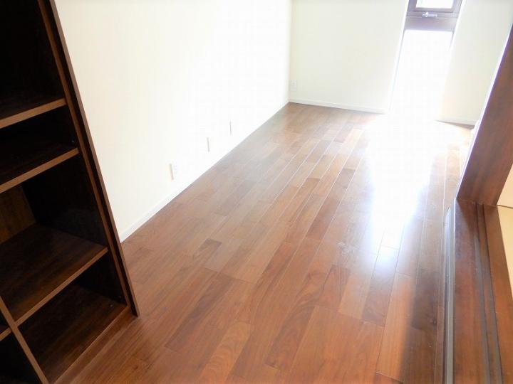 床暖房付きワークスペース