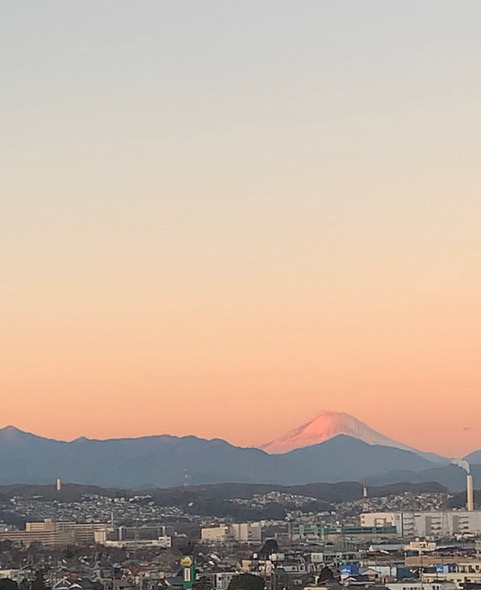 バルコニーからの眺望　富士山がのぞめます