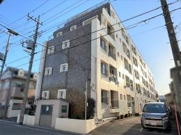 川口宮町マンションの外観