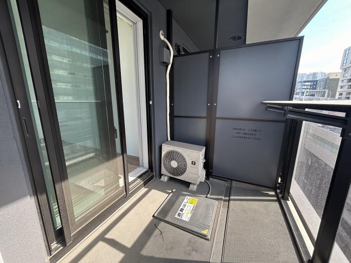 洋室側バルコニー