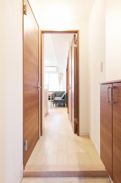 廊下面積が少ないため各居室を有効利用可能、2015年3月全室クロス貼り替え