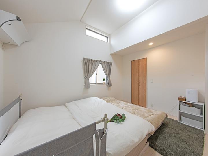 2階北東洋室約6.0帖