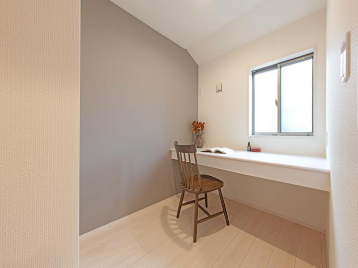 2階書斎、カウンター付き