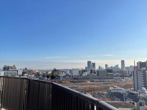 ルーフバルコニーからの眺望（南側）