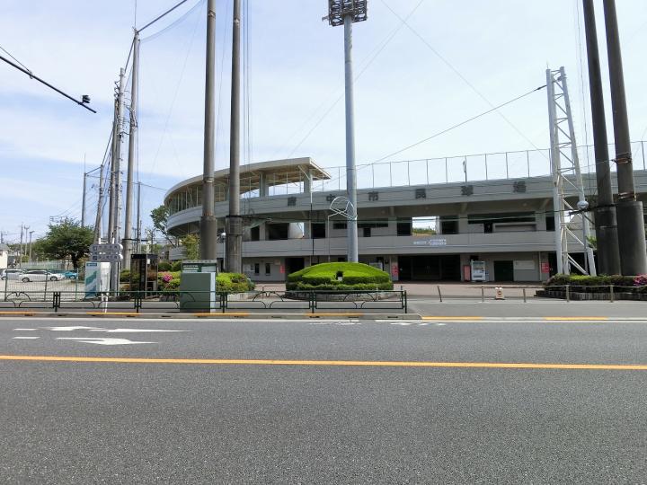 府中市民球場（約180ｍ）