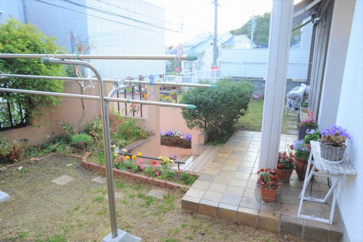 ■お庭が南を向いておりますので洗濯物も乾きやすいです！