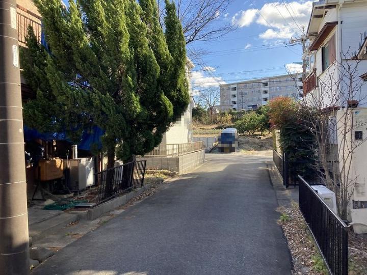 西側幅員約４ｍ