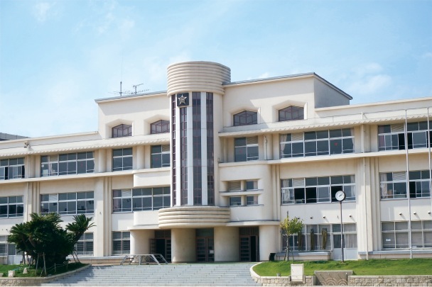 ■魚崎小学校…徒歩7分(約540m)