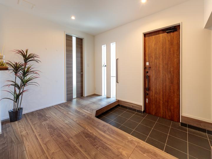 シューズインクローゼットがございます!現地にて広さお確かめください!