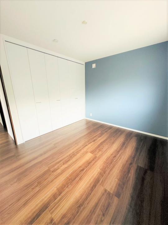 2階部分約7帖洋室