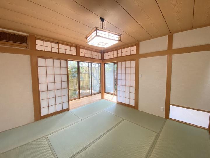 1階部分和室約8帖