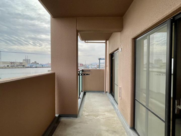 南向きのバルコニーです。