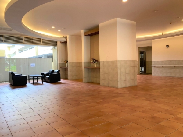 エントランスホール