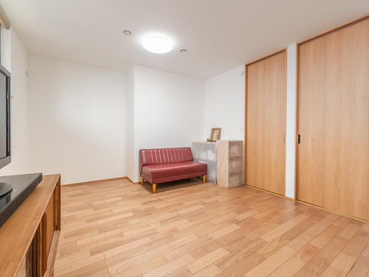 洋室12帖 2部屋に分ける事も可能です。