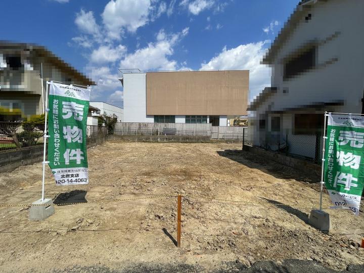 道路との高低差の無い敷地です!