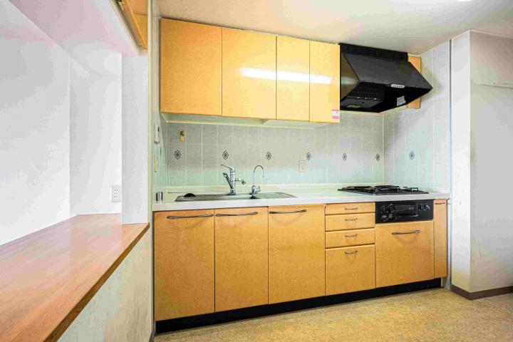 ヌックテーブル付きシステムキッチン