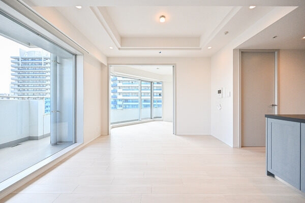 LDに洋室が隣接しており、引き戸を開放すると一体利用が可能。リビングの延長として使用できます。