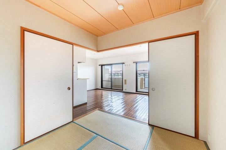 約4.5帖の和室です。