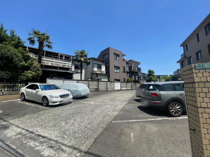 専用使用権付き平置き駐車場