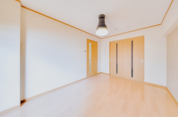 洋室　約６．５帖