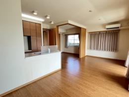 ロワール千歳烏山の外観