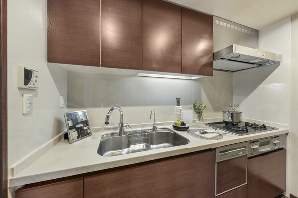 ※販売対象に家具・調度品は含まれません。