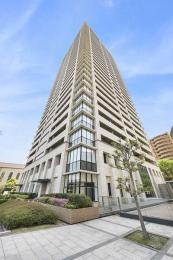 ジオタワー宝塚EASTの外観