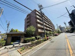 サンハイツ東山の外観