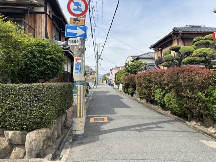 東側道路!幅員は約5mございます!