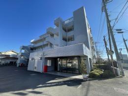 ウエストハイム国立の外観