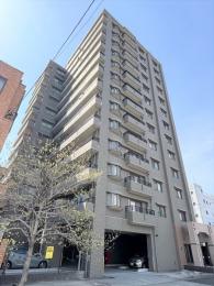 ユニーブル栄イーストの外観