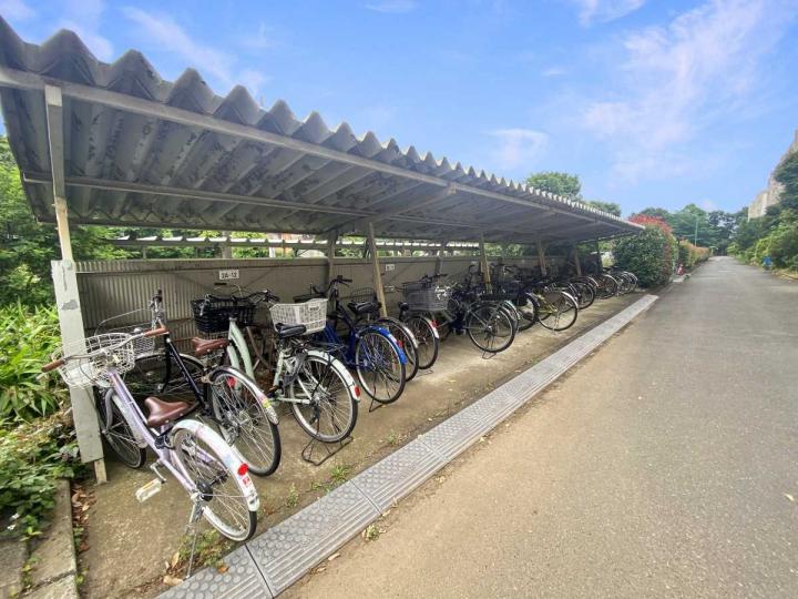 駐輪場（撮影年月：2025年06月）