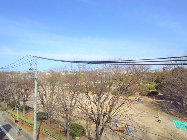 北東側バルコニーから北東側の眺望