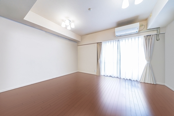 リビングダイニング約13帖(CGで作成したリフォームイメージです。)