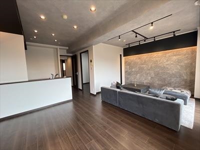 ＬＤＫ約１６．９帖