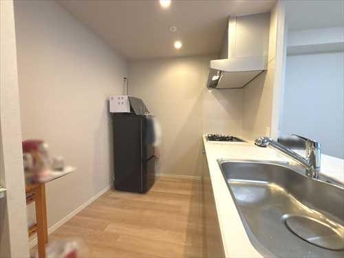 キッチン（約３．４帖）