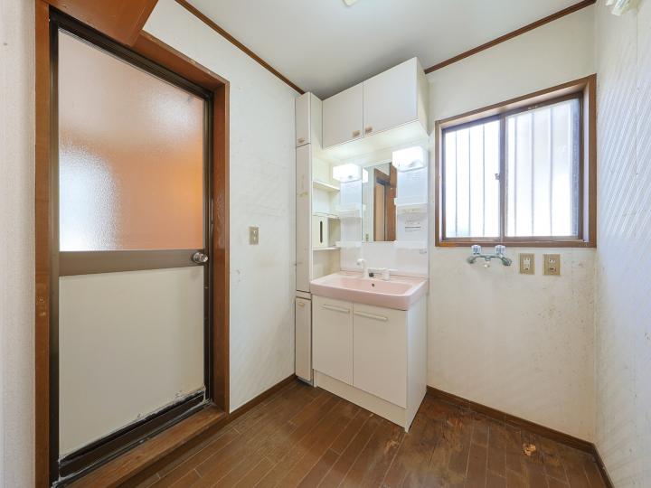 収納キャビネット付きの洗面化粧台です!