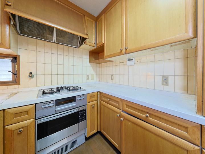 調理、作業スペースも広く確保されております!