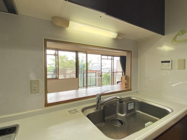 三ツ口ガスコンロ(キッチン)