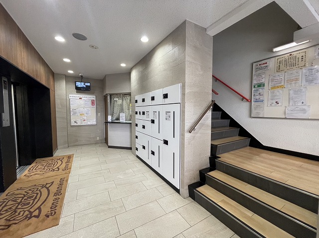 マンションエントランス