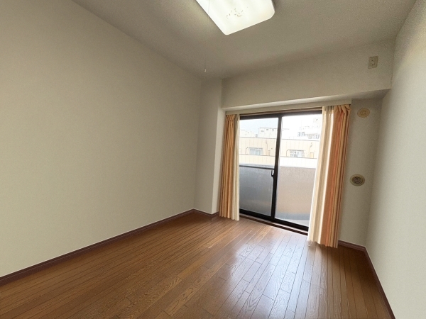 洋室1　（ＣＧで作成したリフォームイメージです）