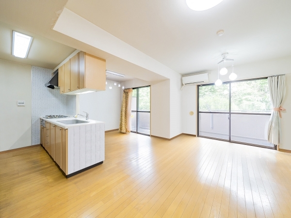 リビング(CGで作成したリフォームイメージです。)