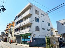 春日町マンションの外観