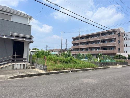 現地（南東側から／２０２５年７月撮影）