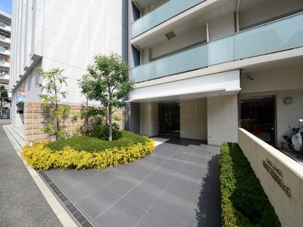 エントランスアプローチ