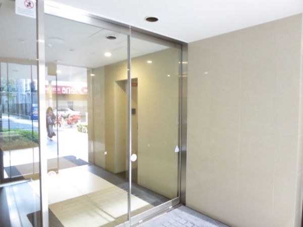 エントランスアプローチ