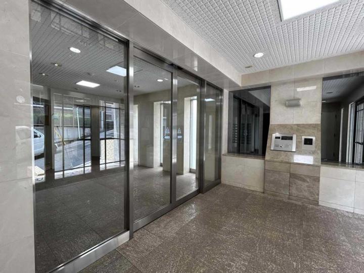 共用部:一階玄関ホール(撮影年月:2025年06月)