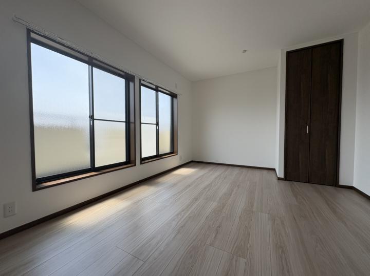 3階 洋室 約7.5帖