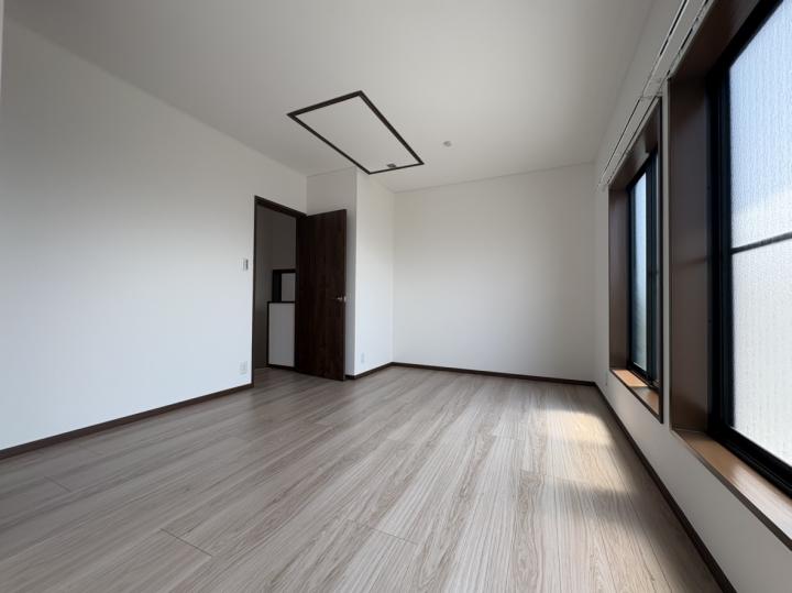 3階 洋室 約7.5帖