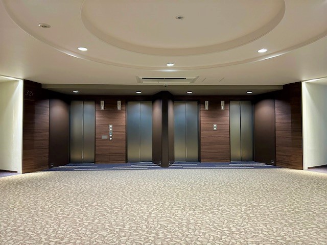 32階エレベーターホール